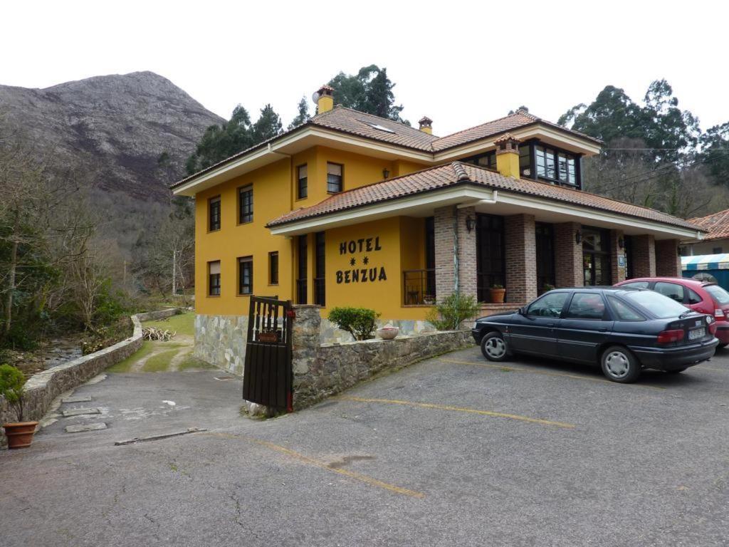 Hotel Benzua Villanueva de Ardisana Eksteriør billede