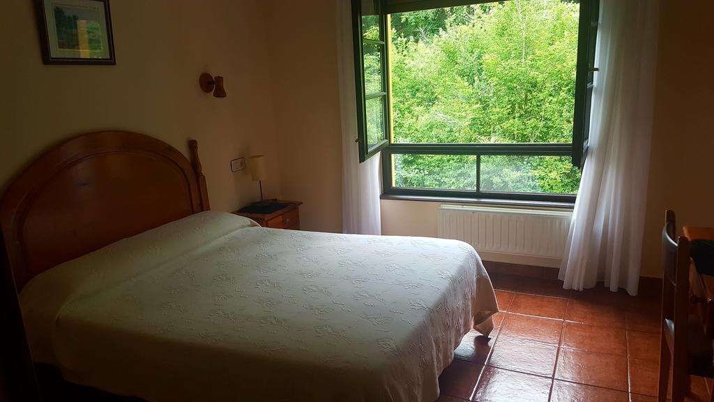 Hotel Benzua Villanueva de Ardisana Eksteriør billede